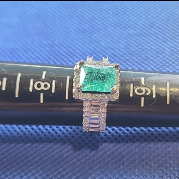 Aquamarine Topaz Women Ring - Picture 5 of 7
